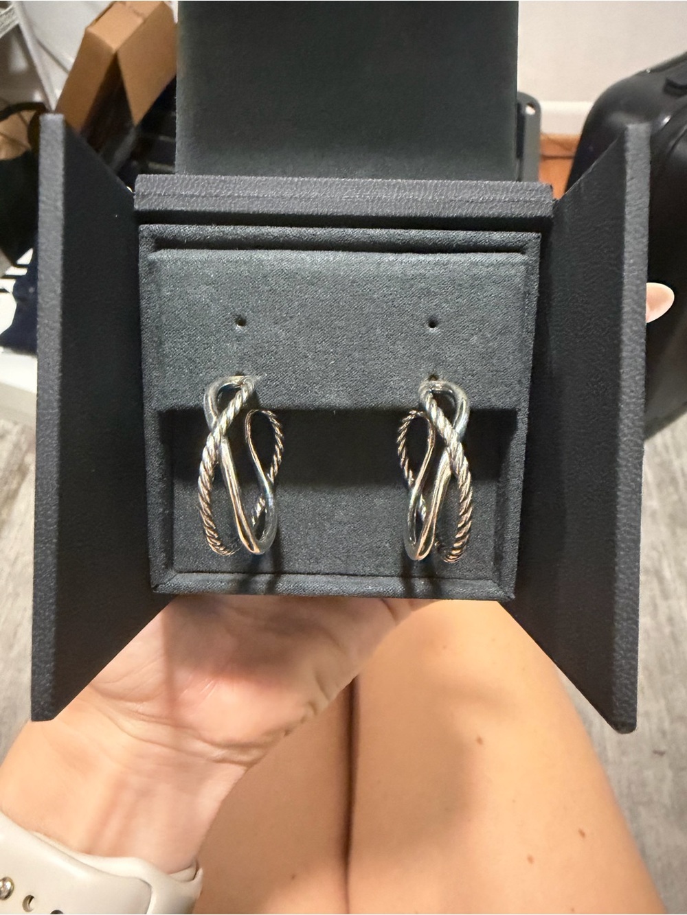 Twist cable Hoop Earrings in silver
